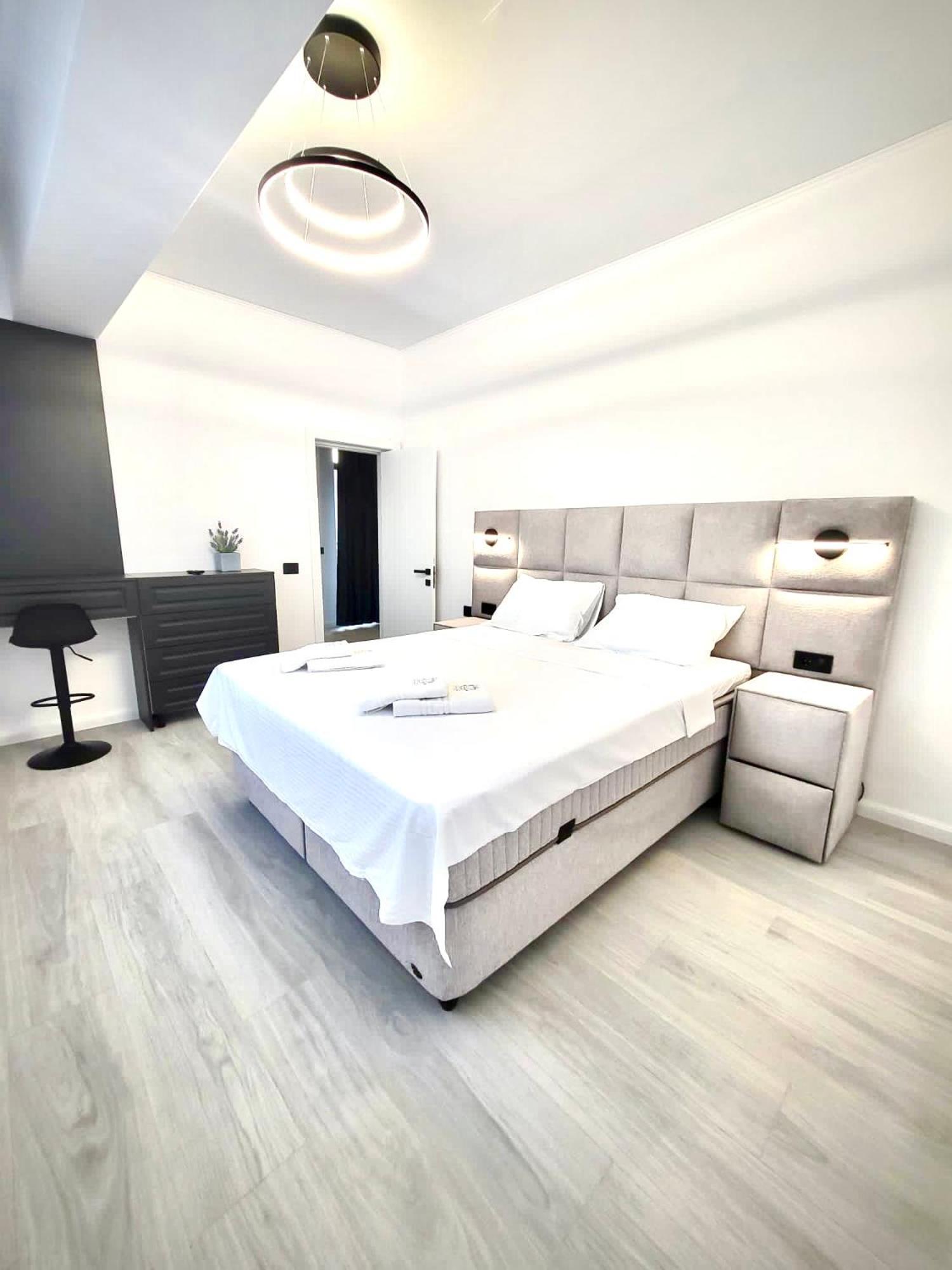 Mamaia Nord Vip Aparthotel Năvodari Exteriör bild
